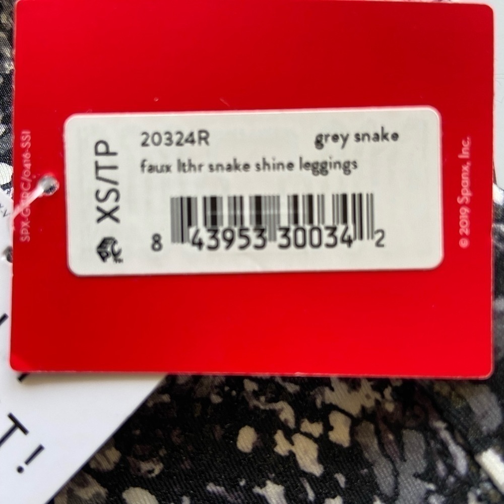 Spanx Faux Leather Snake Shine Leggings Women's Size XS New with Tags Athletic - Picture 5 of 10